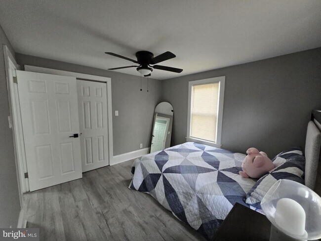 Building Photo - 530 Walnut Ave