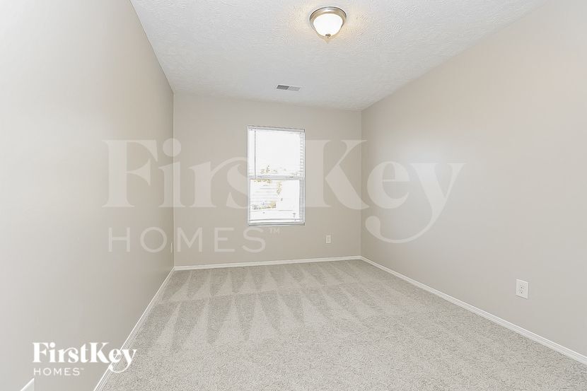 Building Photo - 6001 Burnett Cir