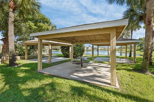 Building Photo - 4045 Crockers Lake Blvd
