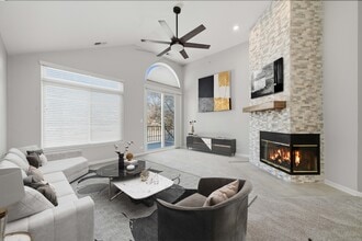 Building Photo - 401 Cromwell Cir