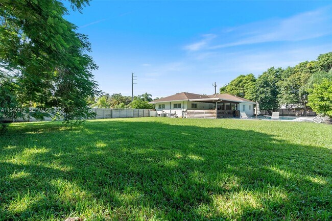 Building Photo - 8121 SW 97th Terrace