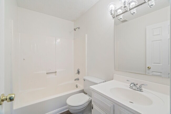 Building Photo - 4801 Cannon Ridge Dr