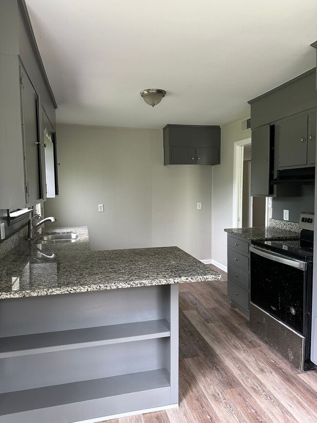 Building Photo - Brighton