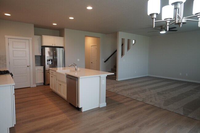 Building Photo - 5051 W Ladle Rapids St