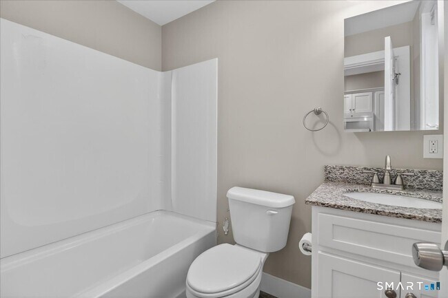 Building Photo - 23 S Main St