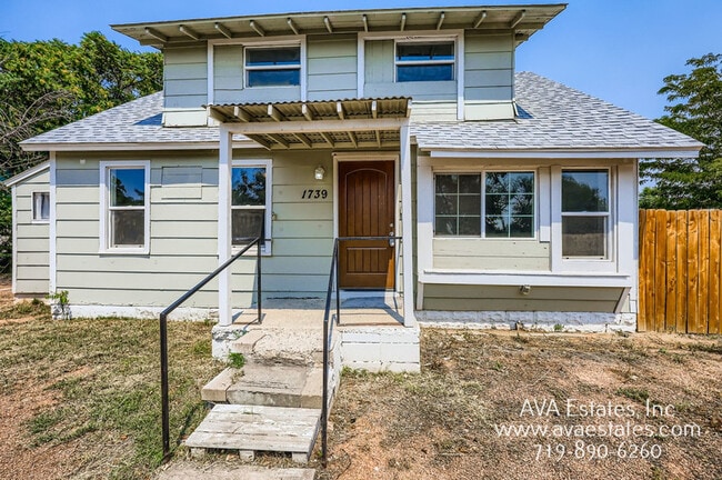 Building Photo - 1739 E 5th St