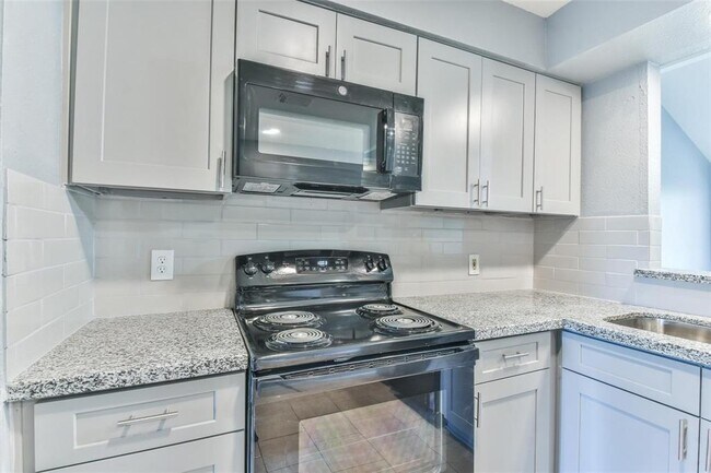 Building Photo - 10822 White Oak Bend Dr