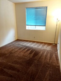 Building Photo - 504 Occidental Dr