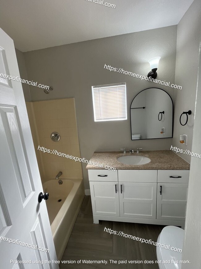 Building Photo - Nice Home For Rent