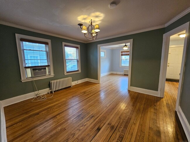 Building Photo - 57 Dalewood Ave