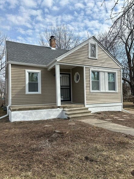 Primary Photo - Fully Renovated 3-Bedroom Home – Move-In R...