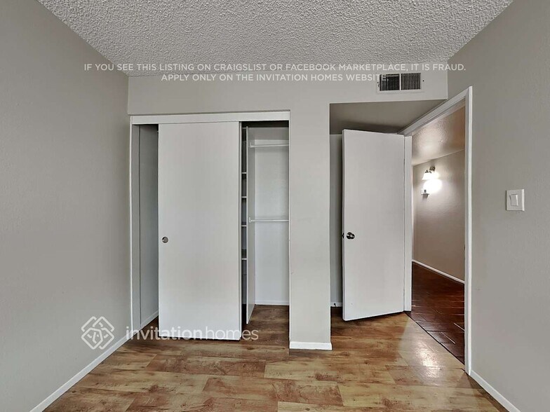 Building Photo - 4029 E Alta Vista Rd