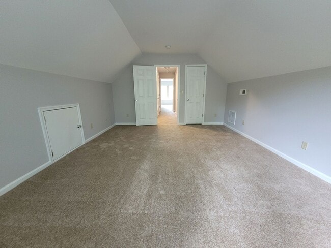 Building Photo - DUNBARTON