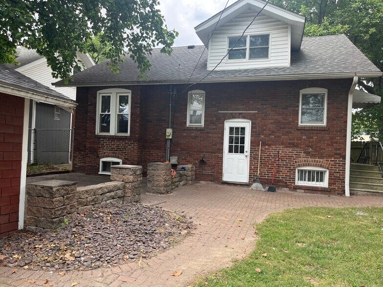Rear - 18 S 21st Street