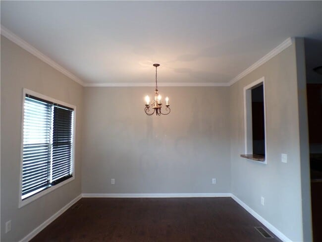 Building Photo - 21 Springmont Dr