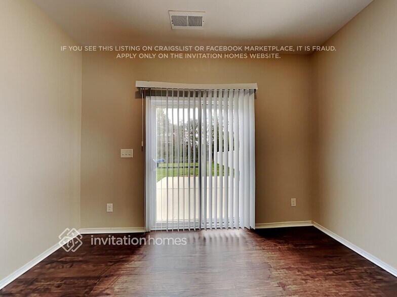 Building Photo - 1042 Black Oak Dr