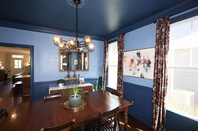 Building Photo - 612 N 30th St