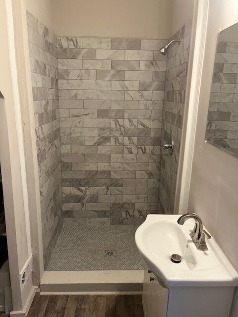 Building Photo - 61 7th Ave