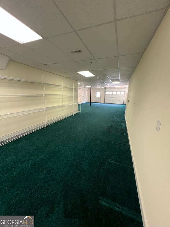 Building Photo - 678 Verney Dr