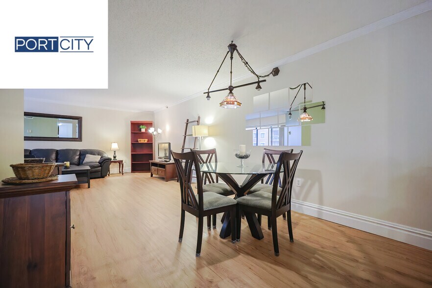 Building Photo - 15 N Beacon St