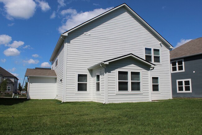 Building Photo - Available Now! Brand New 5 BR Lennar Home ...