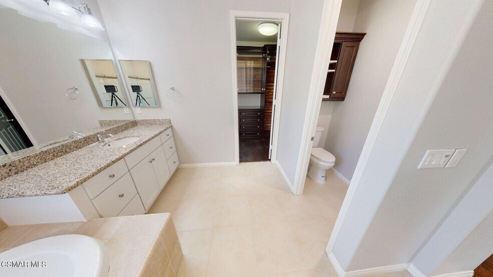 Building Photo - 2816 Bella Ct