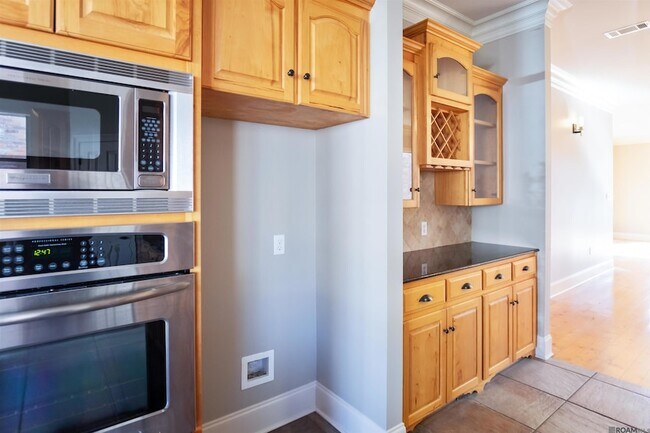 Building Photo - 1642 Ruelle De Grace Dr