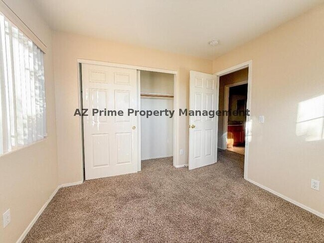 Building Photo - 6874 W Blackhawk Dr