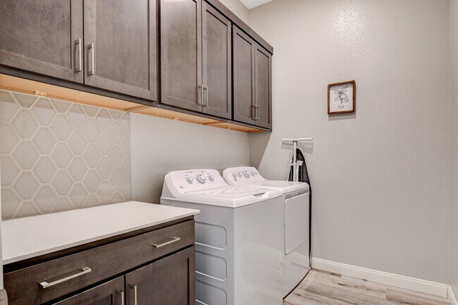 Building Photo - Bermuda & Pyle