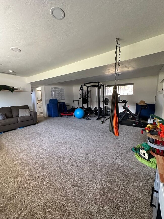 Building Photo - Gorgeous single- family home with Detached...