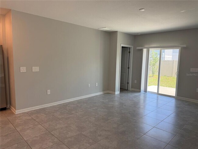 Building Photo - 2331 Burney Fls Ln