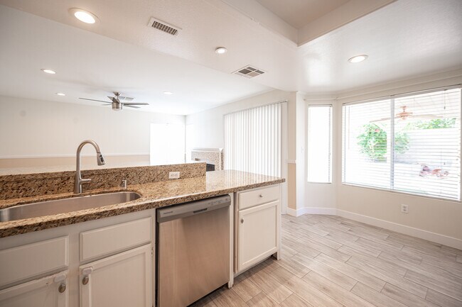 Building Photo - 1416 Grey Hunter Dr