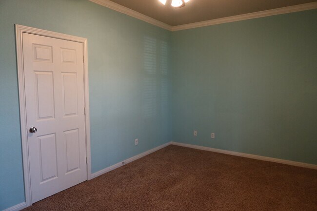 Building Photo - Charming 3-Bedroom Home with 2 Full Baths in Waco, TX - Perfect for Your Family!