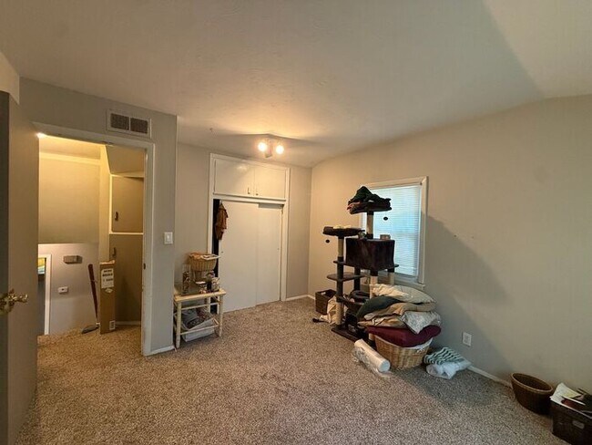 Building Photo - $1,250 | 3 Bedroom, 1 Bathroom Apartment | No Pets | Available for August 1st, 2026 Move in!