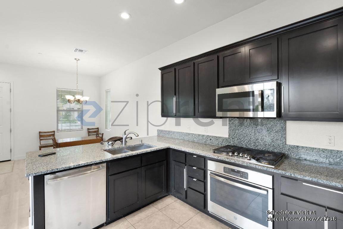 Building Photo - 4411 Natomas Central Dr