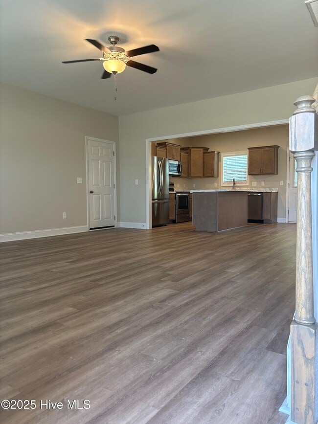 Building Photo - 208 Penster Ct