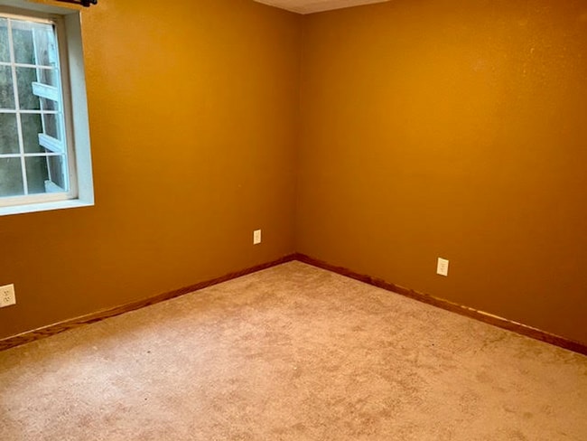 Building Photo - 4 bedroom/3 bath house (12110 E Laguna)