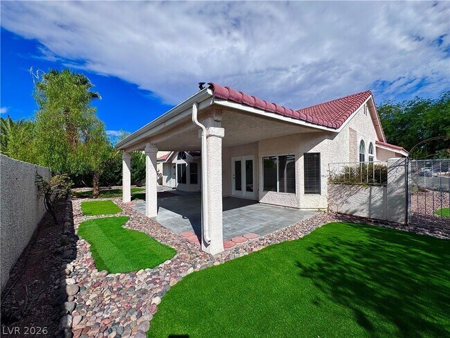 Building Photo - 9713 Cascade Falls Ave