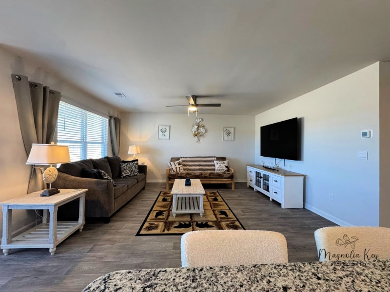 Building Photo - 514 Strawberry Fld Wy