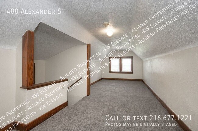 Building Photo - 3 floor Bright & Vibrant 4 bedroom home !