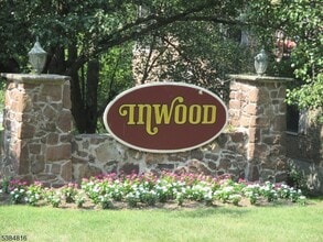 Building Photo - 181 Long Hill Rd