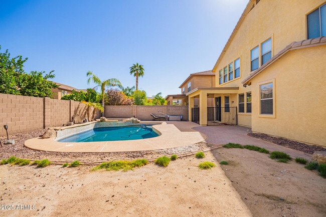 Building Photo - 7842 W Andrea Dr
