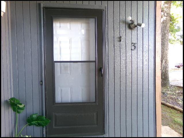 Building Photo - 1807 Sanford Dr