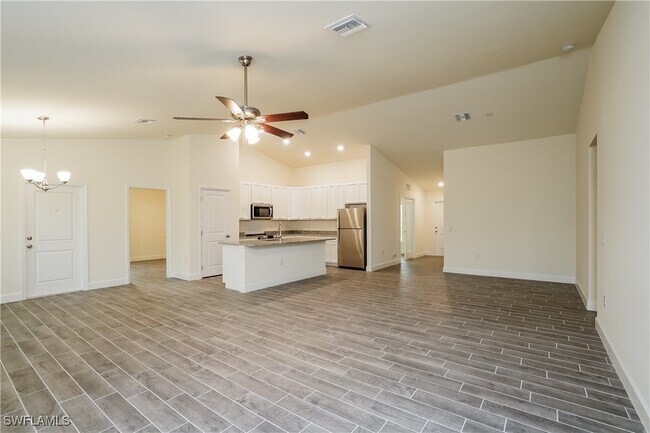 Building Photo - 2704 23rd St W