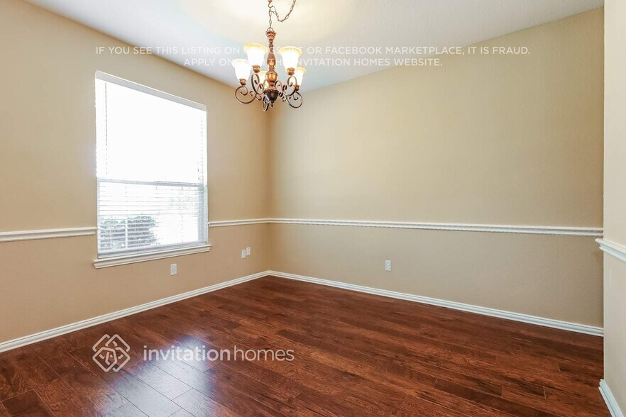 Building Photo - 5204 Selago Dr