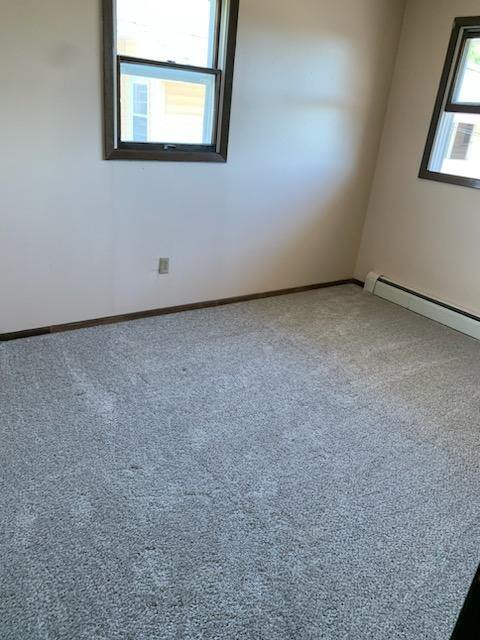 Building Photo - 405 Forest Ave