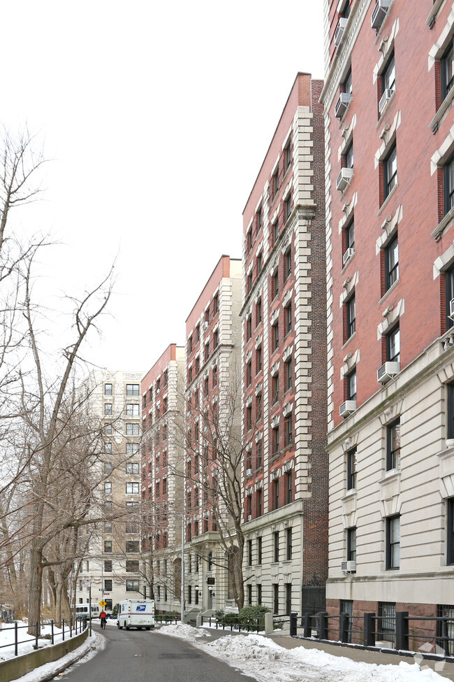 Primary Photo - Terrace Court