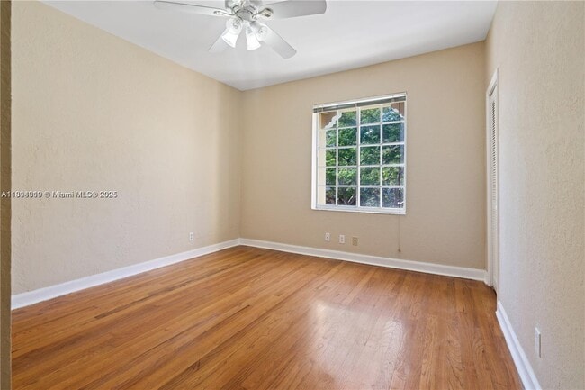 Building Photo - 21 Madeira Ave