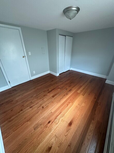 Building Photo - 86 E Camplain Rd