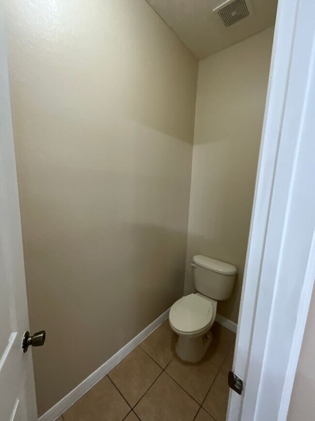 Building Photo - Beautiful Corner Lot